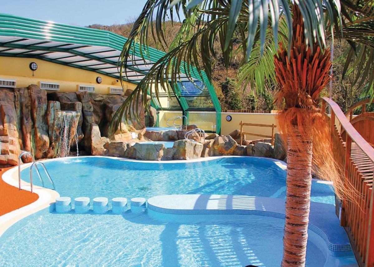 Cardigan Bay Holiday Park Exterior photo